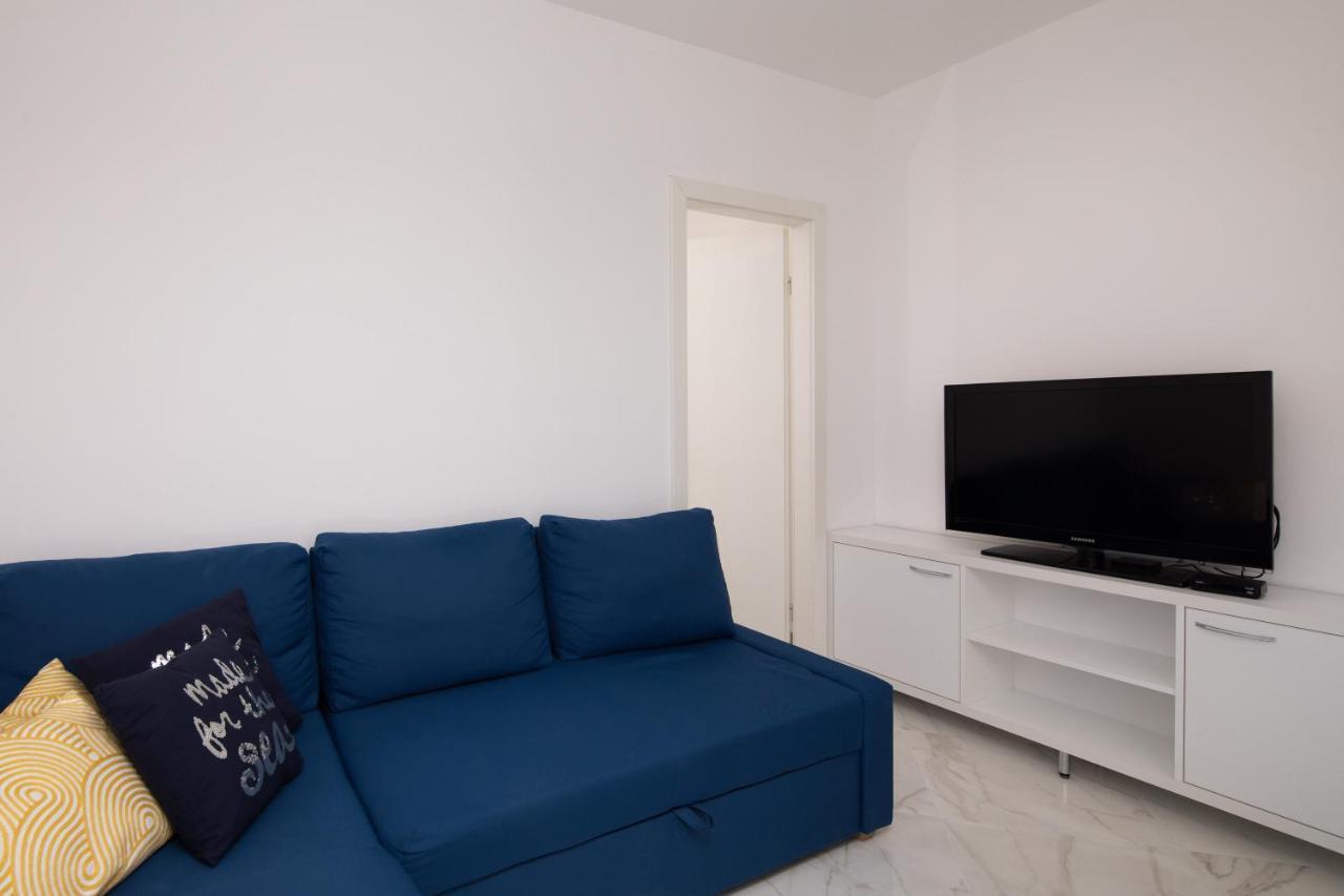 City Apartment Domagoj Omis Bagian luar foto