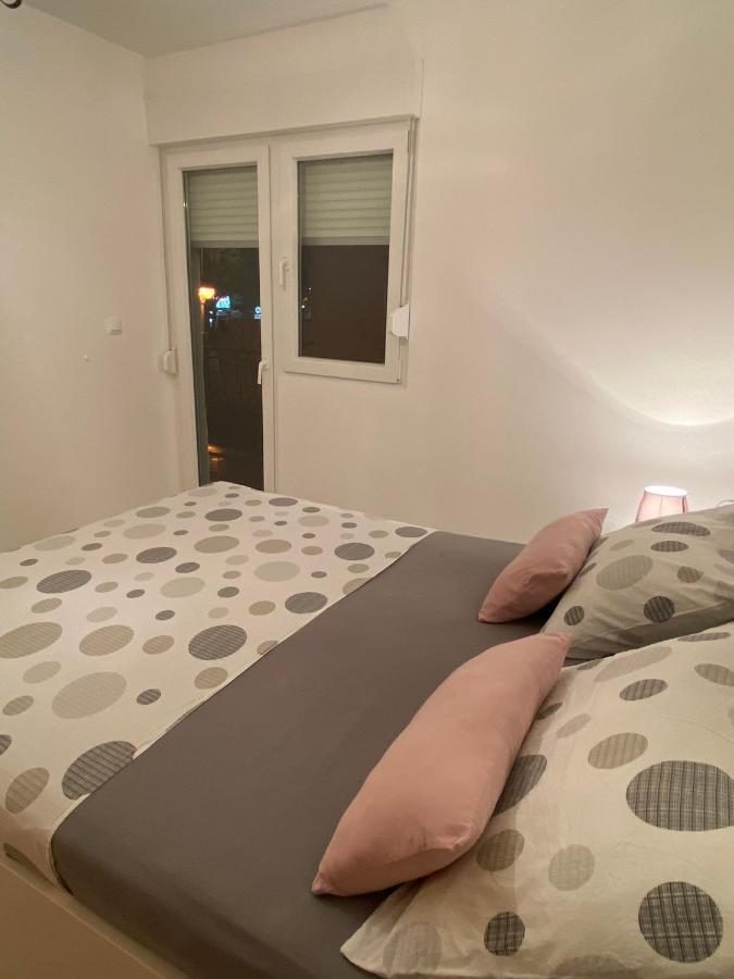 City Apartment Domagoj Omis Bagian luar foto